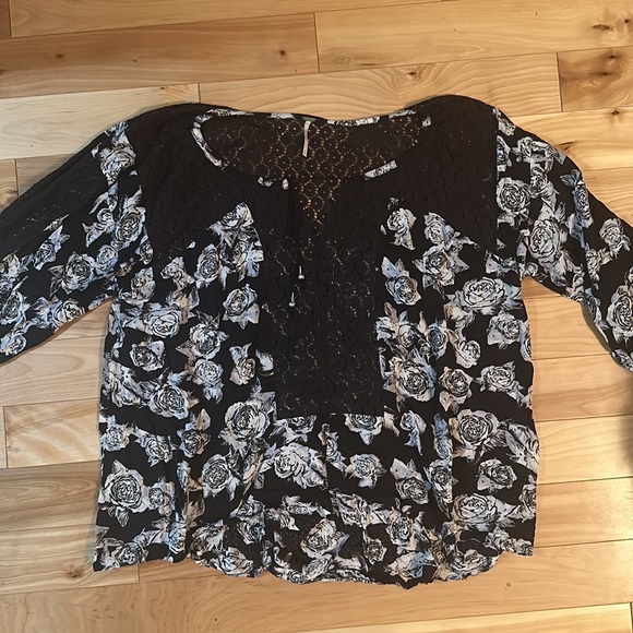 Free People Moon River Blouse in Black Combo size small - Picture 5 of 9